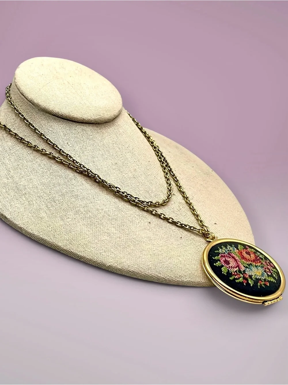 Vintage 1977 Avon Needlepoint Floral Locket Necklace Gold Tone